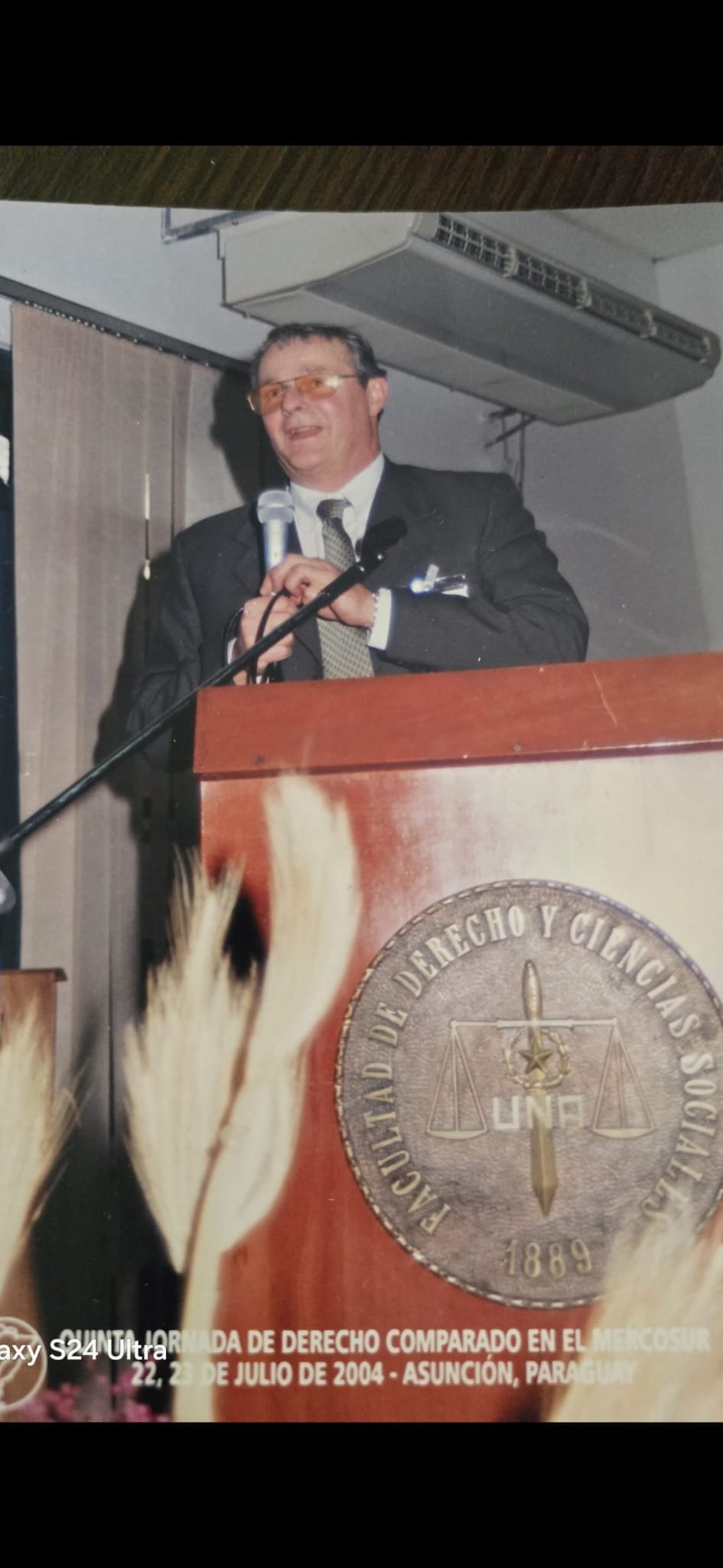 Arturo Yglesias, mi padre, escribano y catedrático